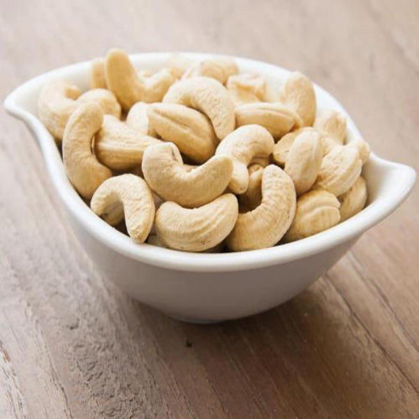 PREMIUM CASHEW 320 (MEDIUM SIZE)